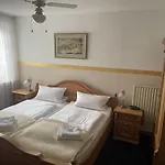 Jägerhof Kettwig Hotell 3*