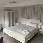 Jägerhof Kettwig 3*